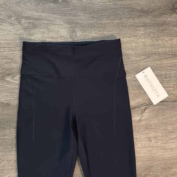 NWT Athleta Pacesetter 7/8 Tight Navy Size Small Running / Gym - Picture 3 of 12